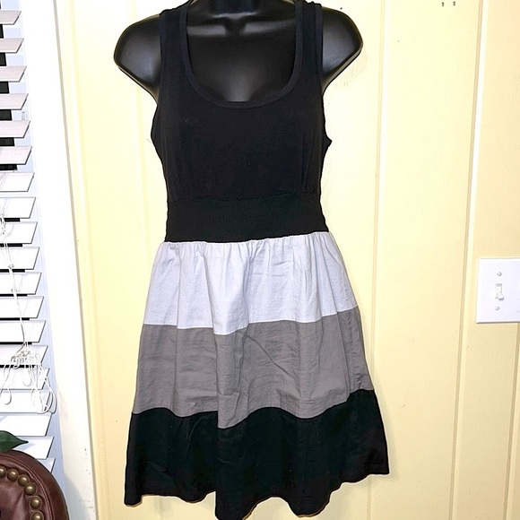 BeBop Black and Gray Colorblock Striped Dress Size S - Picture 2 of 10